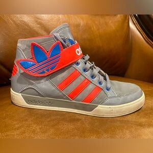 Children’s Adidas High Top Sneakers SZ 6.5 Youth